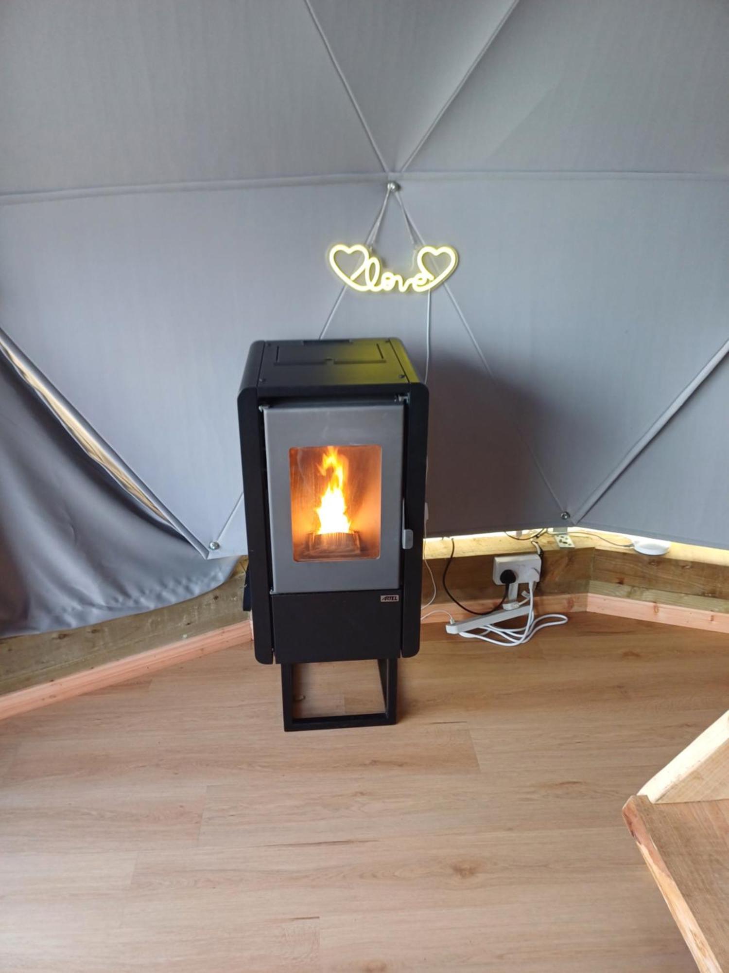 Little River Glamping 巴利马尼 外观 照片