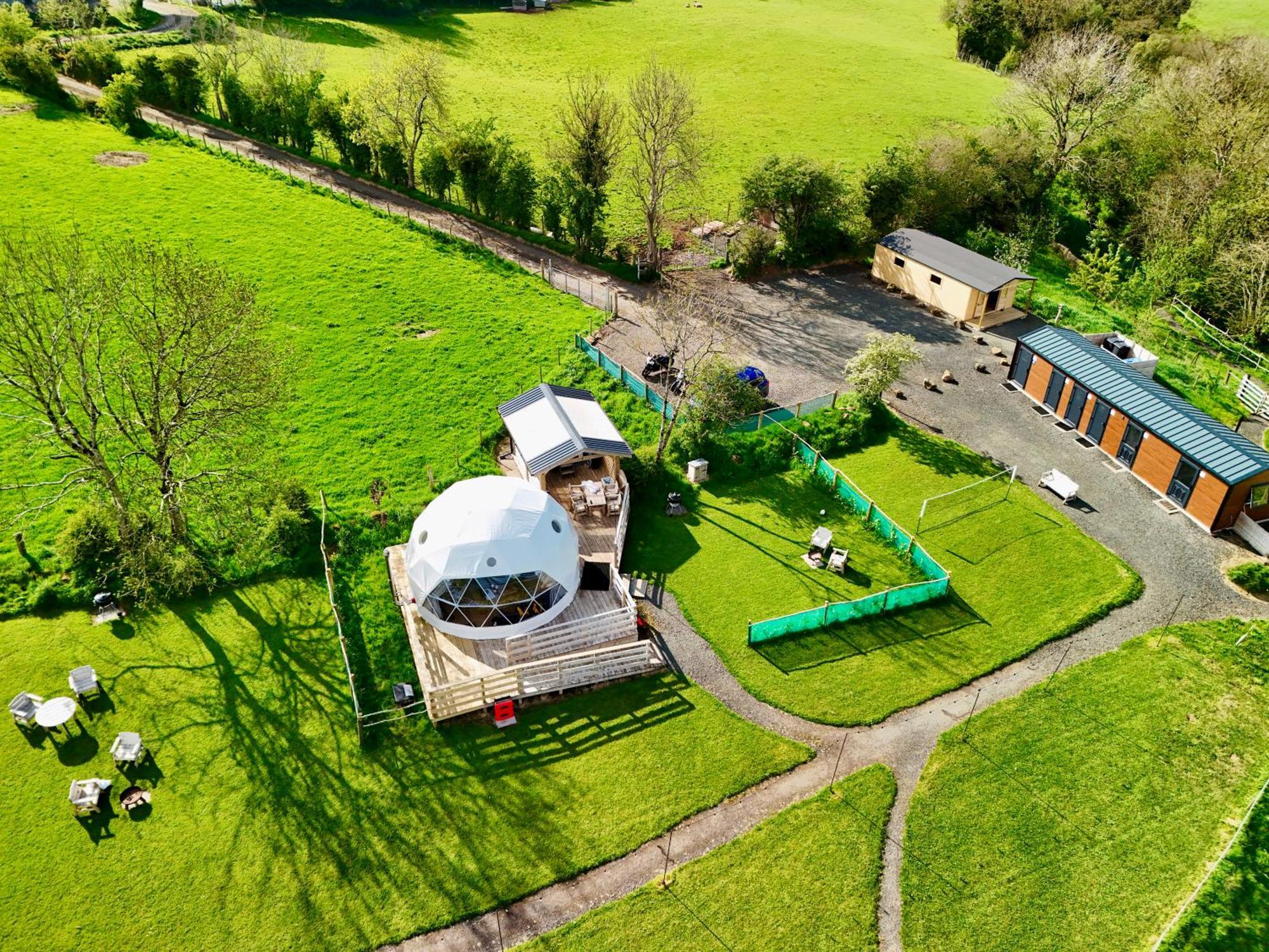 Little River Glamping 巴利马尼 外观 照片